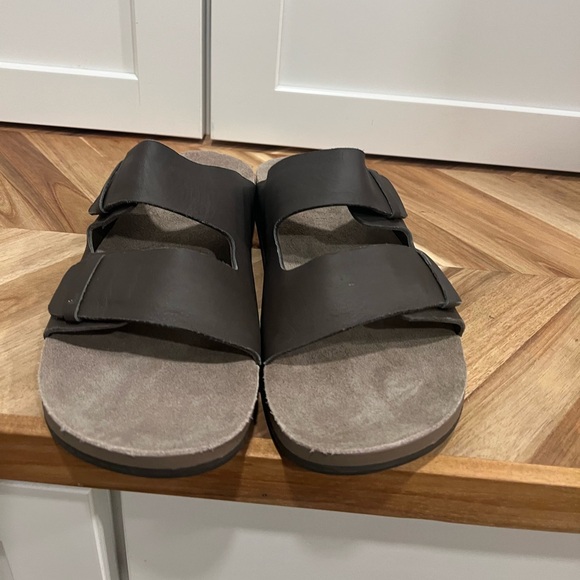 NEW* Reef Ojai Two Bar brown leather sandals size 9 - Picture 2 of 9